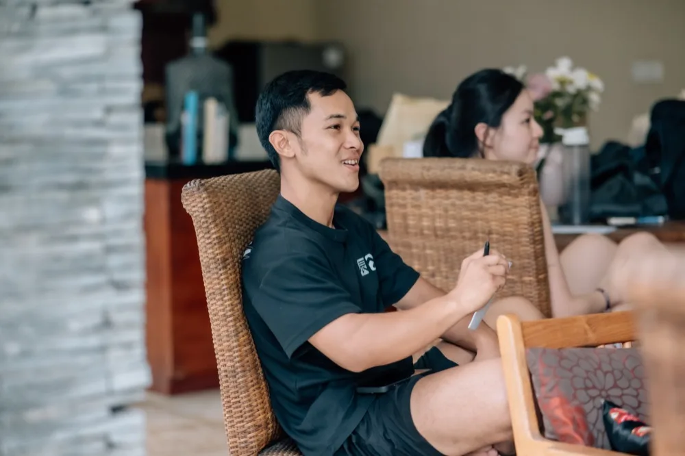 A Fitcom coach with a member